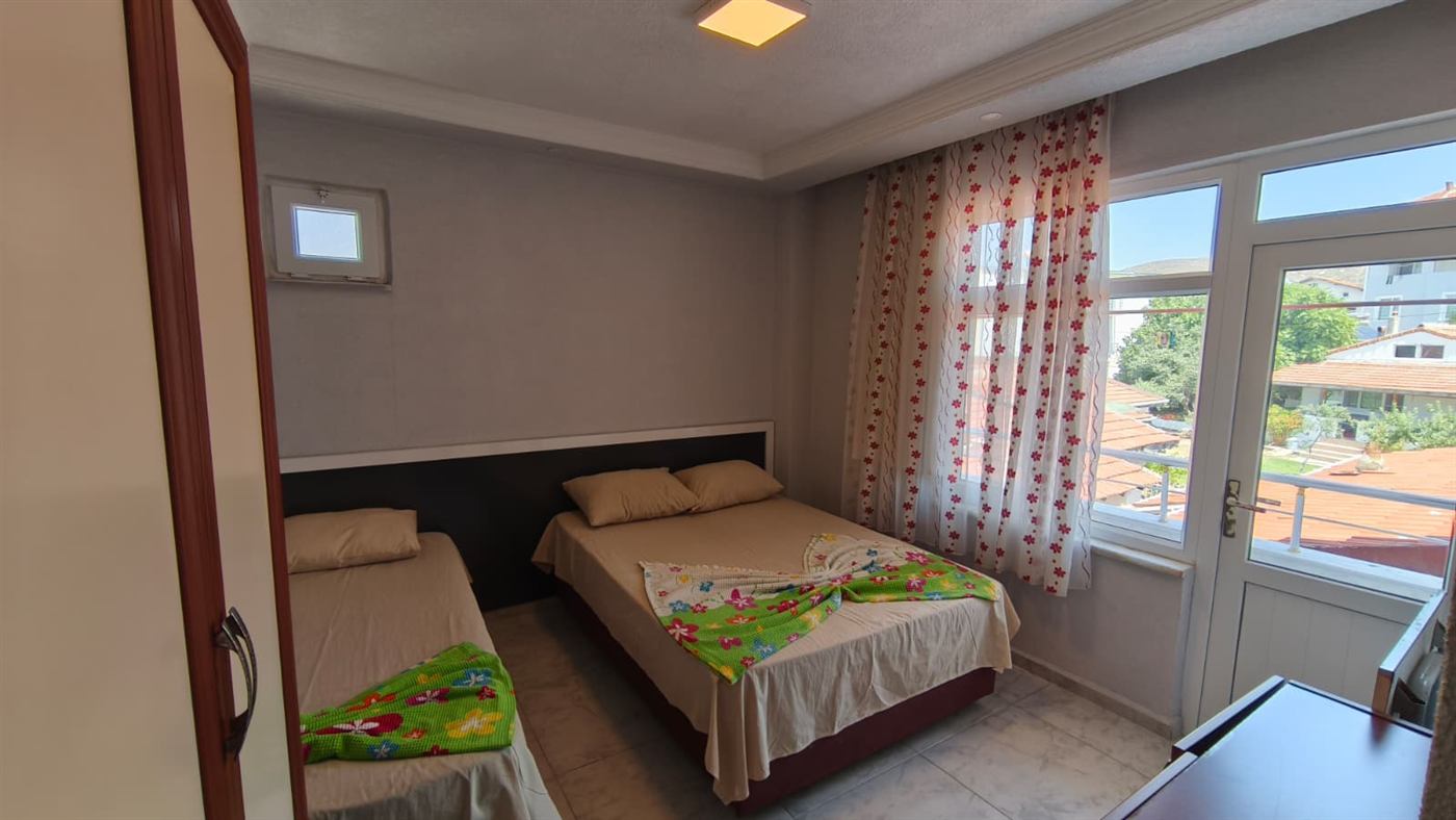 Balkon kapılı oda